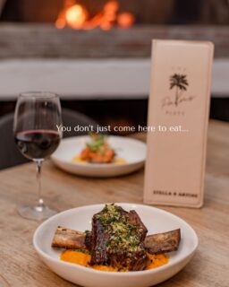 We’d love to say it’s about the vibes… but have you tasted the food? 🤤✨

📞 Call or WhatsApp us on 072 927 2304 
📍 31 Main St, Plettenberg Bay, Garden Route